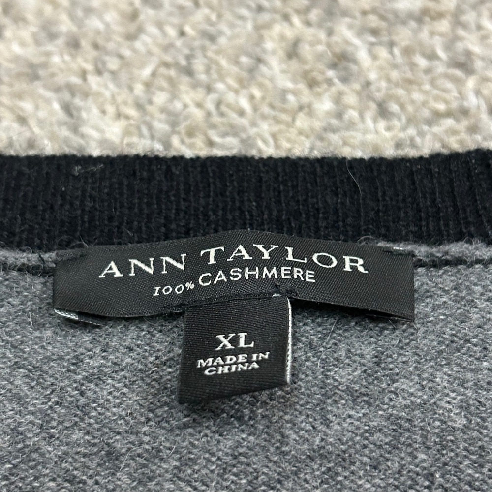 Ann Taylor Cashmere Sweater XL Grey Cream Colorblock Raglan Crew Neck - Picture 5 of 8